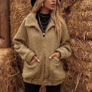 Pocket front zip up teddy jacket size medium